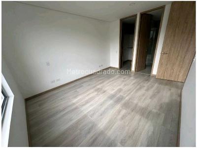 Apartamento de 2 alcobas en venta en San Jose, Sabaneta, 72 m² · foto 11 de 20