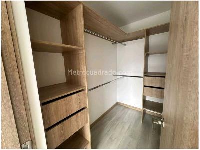 Apartamento de 2 alcobas en venta en San Jose, Sabaneta, 72 m² · foto 15 de 20