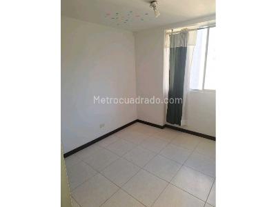 Apartamento de 3 alcobas en venta en San Jose, Sabaneta, 74 m² · foto 6 de 8