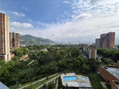 Apartamento en venta en Suramerica, Itagüí · foto 2 de 17