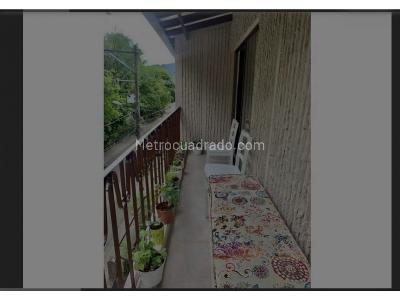 Casa de 3 alcobas en venta en La Paz, Envigado, 84 m² · foto 3 de 17