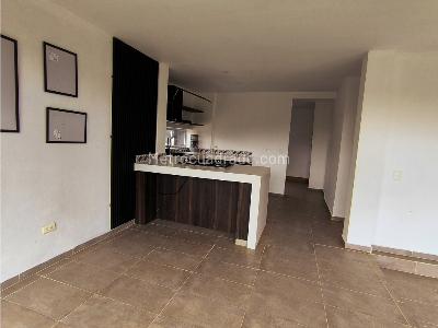 Casa de 3 alcobas en venta en Santa Elena, Medellín, 160 m² · foto 10 de 20