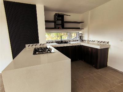 Casa de 3 alcobas en venta en Santa Elena, Medellín, 160 m² · foto 12 de 20