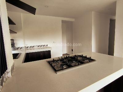 Casa de 3 alcobas en venta en Santa Elena, Medellín, 160 m² · foto 14 de 20