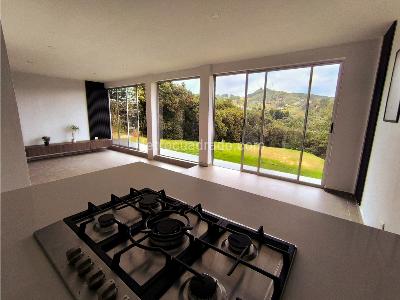 Casa de 3 alcobas en venta en Santa Elena, Medellín, 160 m² · foto 15 de 20