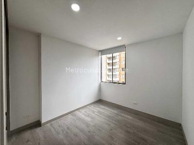 Apartamento de 3 alcobas en venta en Loma De San Jose, Sabaneta, 104 m² · foto 13 de 20