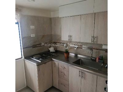 Casa de 4 alcobas en venta en Prados De Sabaneta, Sabaneta, 135 m² · foto 8 de 20