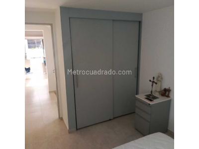 Casa de 4 alcobas en venta en Prados De Sabaneta, Sabaneta, 135 m² · foto 15 de 20