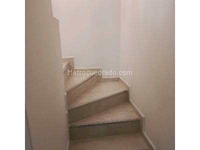 Casa de 4 alcobas en venta en Prados De Sabaneta, Sabaneta, 135 m² · foto 19 de 20