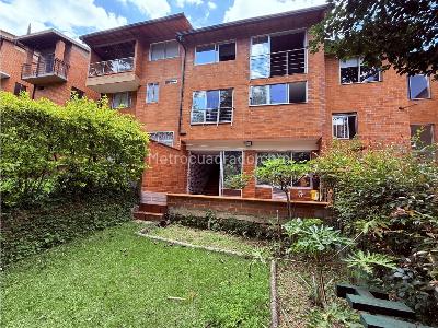 Casa de 4 alcobas en venta en Las Antillas, Envigado, 219 m² · foto 2 de 20