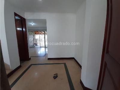 Casa de 5 alcobas en venta en Alto De Misael, Envigado, 190 m² · foto 4 de 20