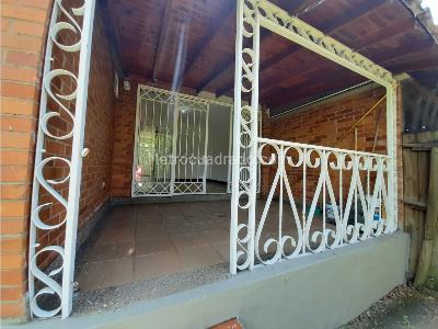Casa de 5 alcobas en venta en Alto De Misael, Envigado, 190 m² · foto 10 de 20