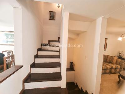 Casa de 4 alcobas en venta en Loma De Los Bernal, Medellín, 223 m² · foto 6 de 14