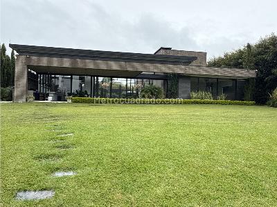 Casa de 5 alcobas en venta en Llanogrande, Rionegro, 595 m² · foto 18 de 20