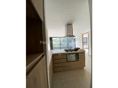 Apartaestudio en venta en Altos Del Poblado, Medellín, 50 m² · foto 6 de 18