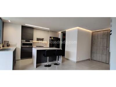 Apartamento de 2 alcobas en venta en Loma De Los Mesa, Envigado, 148 m² · foto 3 de 18