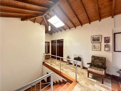 Casa de 5 alcobas en venta en El Escobero, Envigado · foto 6 de 20