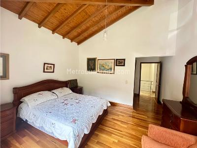 Casa de 5 alcobas en venta en El Escobero, Envigado · foto 8 de 20