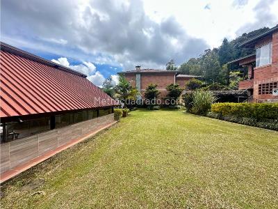 Casa de 5 alcobas en venta en El Escobero, Envigado · foto 18 de 20