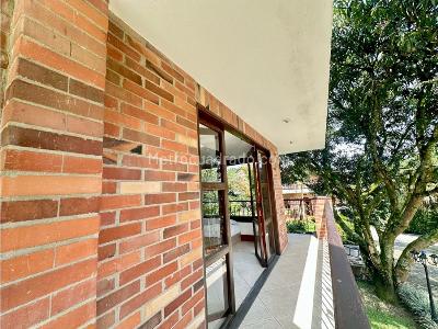 Casa de 3 alcobas en venta en Las Lomitas, Sabaneta, 243 m² · foto 5 de 20