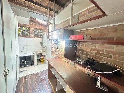 Casa de 3 alcobas en venta en Las Lomitas, Sabaneta, 243 m² · foto 15 de 20