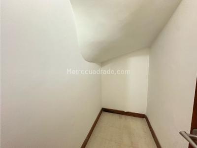 Casa de 5 alcobas en venta en Loma Del Chocho, Envigado, 300 m² · foto 17 de 20