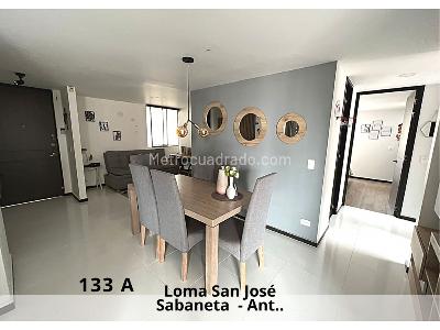 Apartamento de 3 alcobas en venta en Loma De San Jose, Sabaneta, 107 m² · foto 4 de 13