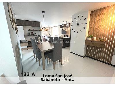 Apartamento de 3 alcobas en venta en Loma De San Jose, Sabaneta, 107 m² · foto 5 de 13
