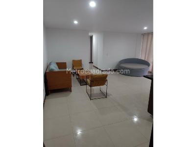 Apartamento de 3 alcobas en venta en Avesmaria, Sabaneta, 110 m² · foto 3 de 12