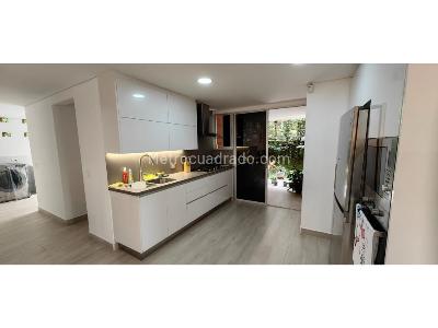 Casa de 5 alcobas en venta en San Remo, Sabaneta, 528 m² · foto 4 de 19