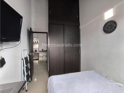 Apartamento de 3 alcobas en venta en Virgen Del Carmen, Sabaneta, 69 m² · foto 16 de 20