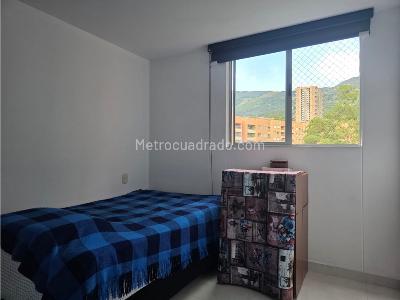 Apartamento en venta en El Esmeraldal, Envigado · foto 10 de 14