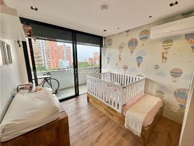 Apartamento de 3 alcobas en venta en El Diamante, Medellín, 230 m² · foto 11 de 14