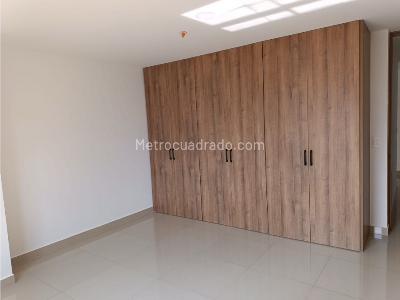 Apartamento de 3 alcobas en venta en Zuñiga, Envigado, 243 m² · foto 6 de 10