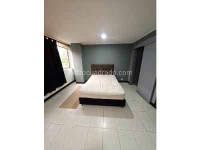 Apartaestudio en venta en El Poblado, Medellín, 43 m² · foto 4 de 9