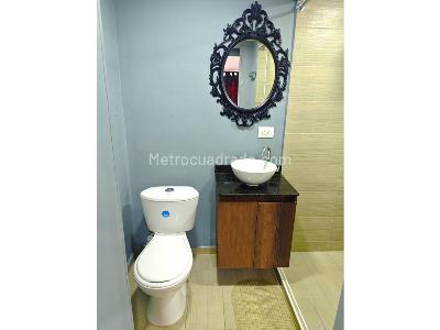 Apartaestudio en venta en El Poblado, Medellín, 43 m² · foto 5 de 9