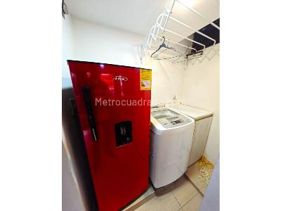 Apartaestudio en venta en El Poblado, Medellín, 43 m² · foto 7 de 9
