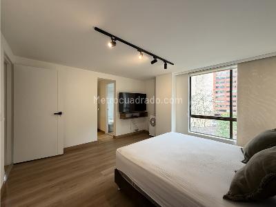 Apartamento de 4 alcobas en venta en El Tesoro, Medellín, 140 m² · foto 12 de 17