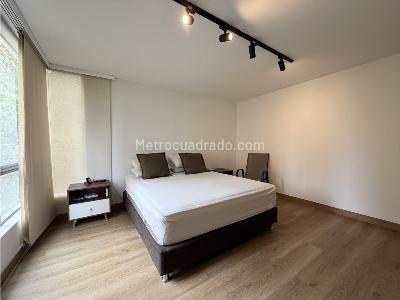 Apartamento de 4 alcobas en venta en El Tesoro, Medellín, 140 m² · foto 13 de 17