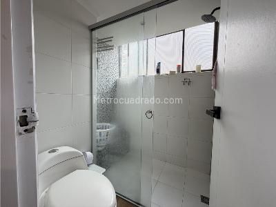 Apartamento de 4 alcobas en venta en El Tesoro, Medellín, 140 m² · foto 15 de 17