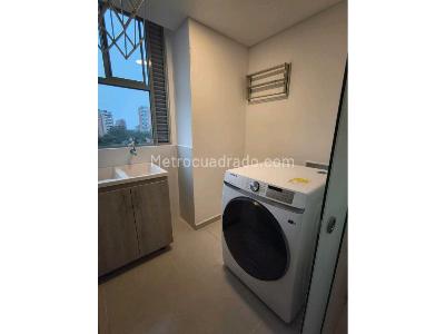 Apartamento de 3 alcobas en venta en Loma De Los Mesa, Envigado, 162 m² · foto 3 de 20