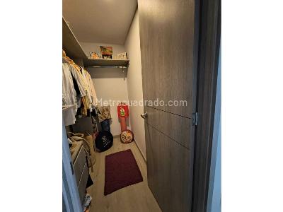 Apartamento de 3 alcobas en venta en Loma De Los Mesa, Envigado, 162 m² · foto 8 de 20