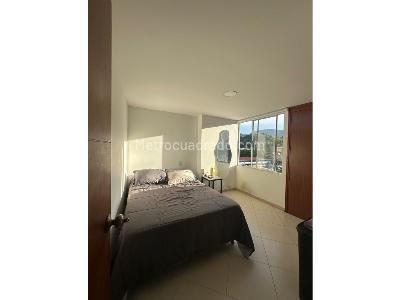 Apartamento de 3 alcobas en venta en Laureles, Medellín, 86 m² · foto 6 de 9