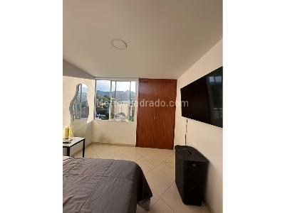 Apartamento de 3 alcobas en venta en Laureles, Medellín, 86 m² · foto 8 de 9