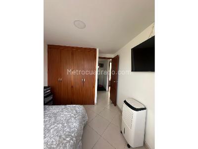 Apartamento de 3 alcobas en venta en Laureles, Medellín, 86 m² · foto 9 de 9