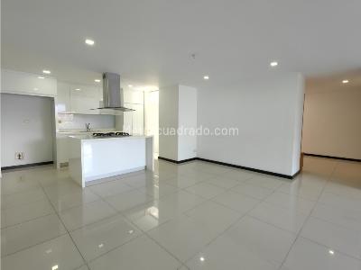 Apartamento en venta en Loma De Las Brujas, Envigado · foto 2 de 20