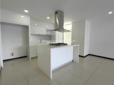 Apartamento en venta en Loma De Las Brujas, Envigado · foto 5 de 20