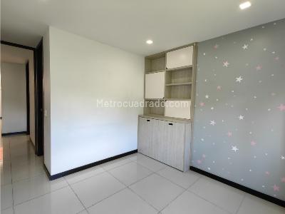 Apartamento en venta en Loma De Las Brujas, Envigado · foto 18 de 20