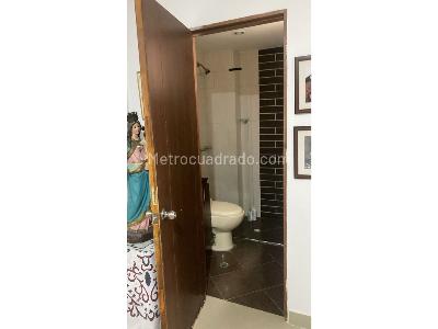 Apartamento de 3 alcobas en venta en Playa Rica, Itagüí, 80 m² · foto 4 de 11