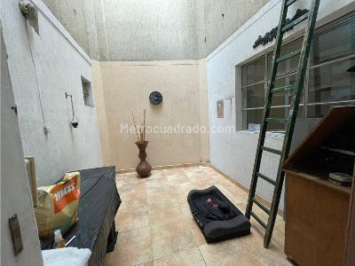 Casa de 5 alcobas en venta en La Castellana, Medellín, 250 m² · foto 15 de 15